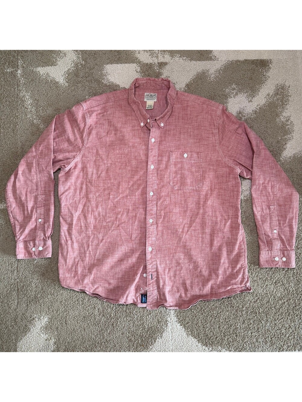 LL Bean Traditional Fit Shirt XL Long Sleeve Button Down Red Chambray Stretch